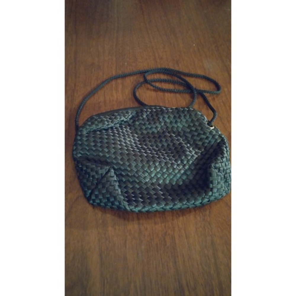 Andre Cellini vintage Black‎ woven strap purse